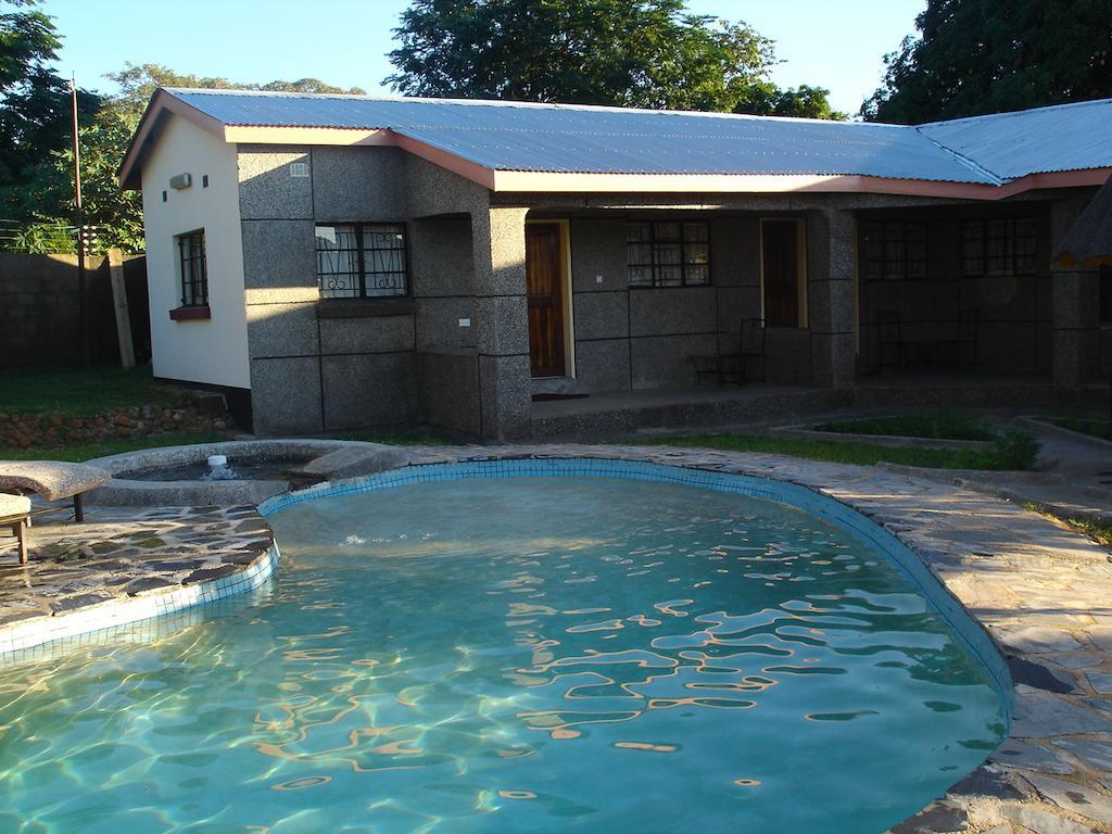 The Stone Guest House Livingstone Exterior foto